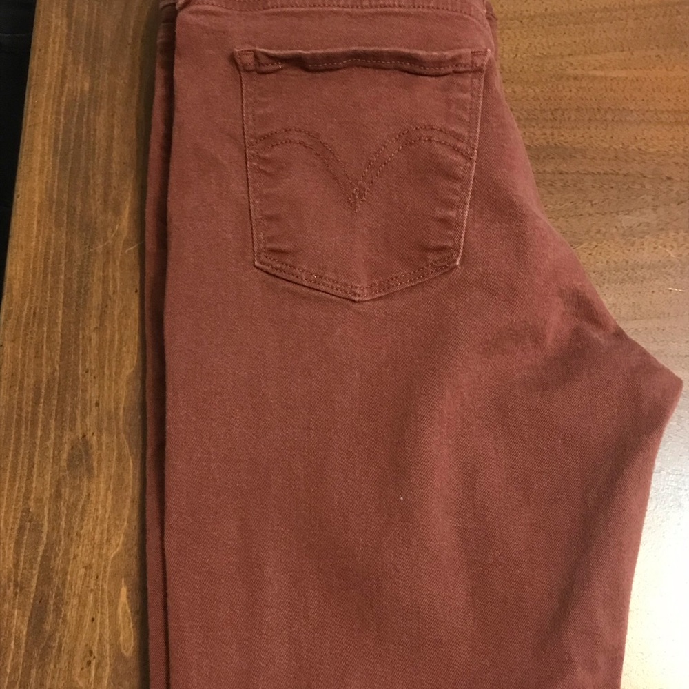 Womens Levi’s classic straight jeans